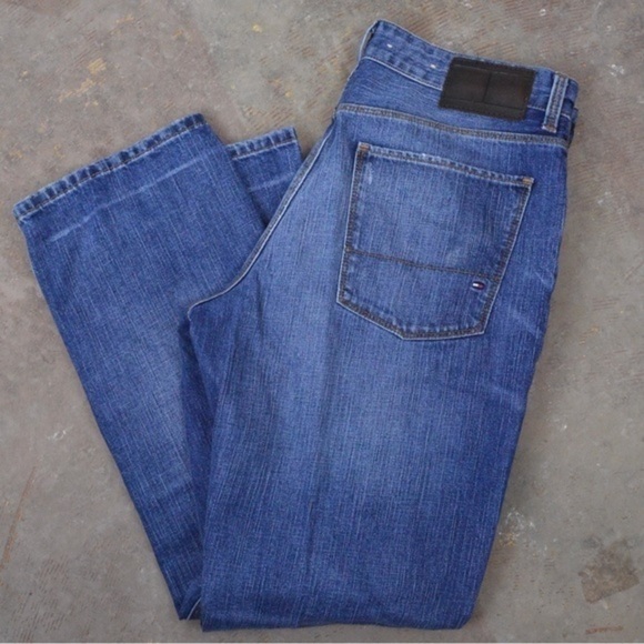 Tommy Men’s Mercer Straight Fit Jeans, Medium Wash - Size 34/30 - Picture 6 of 14